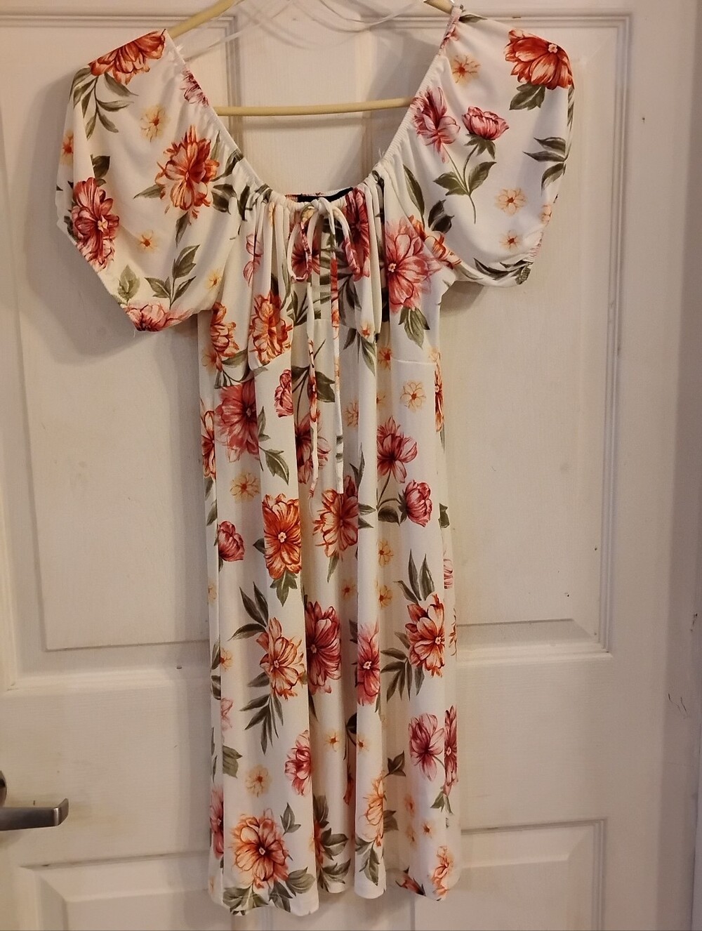 Ambiana Woman's Floral Tie-Front Puff Sleeve Midi Dress, Size: M